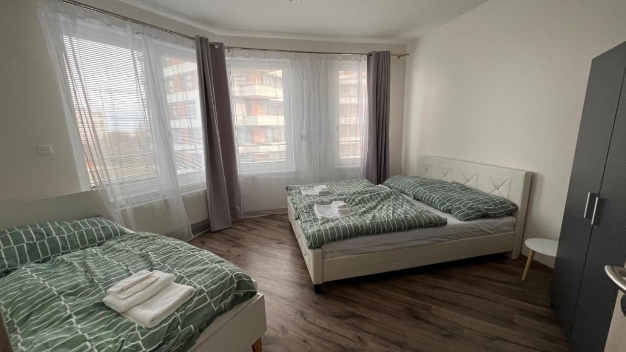 Air-Conditioned, 2 Room Apartment With Balcony, New Building Raca Bratislava Exteriér fotografie