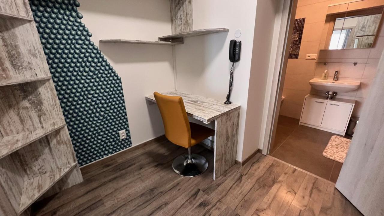Air-Conditioned, 2 Room Apartment With Balcony, New Building Raca Bratislava Exteriér fotografie